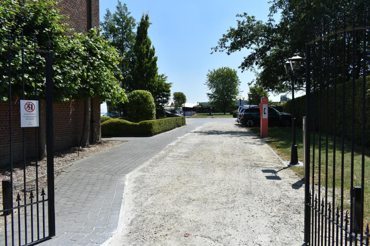 Hotel De Pupiter Kluisbergen ภายนอก รูปภาพ