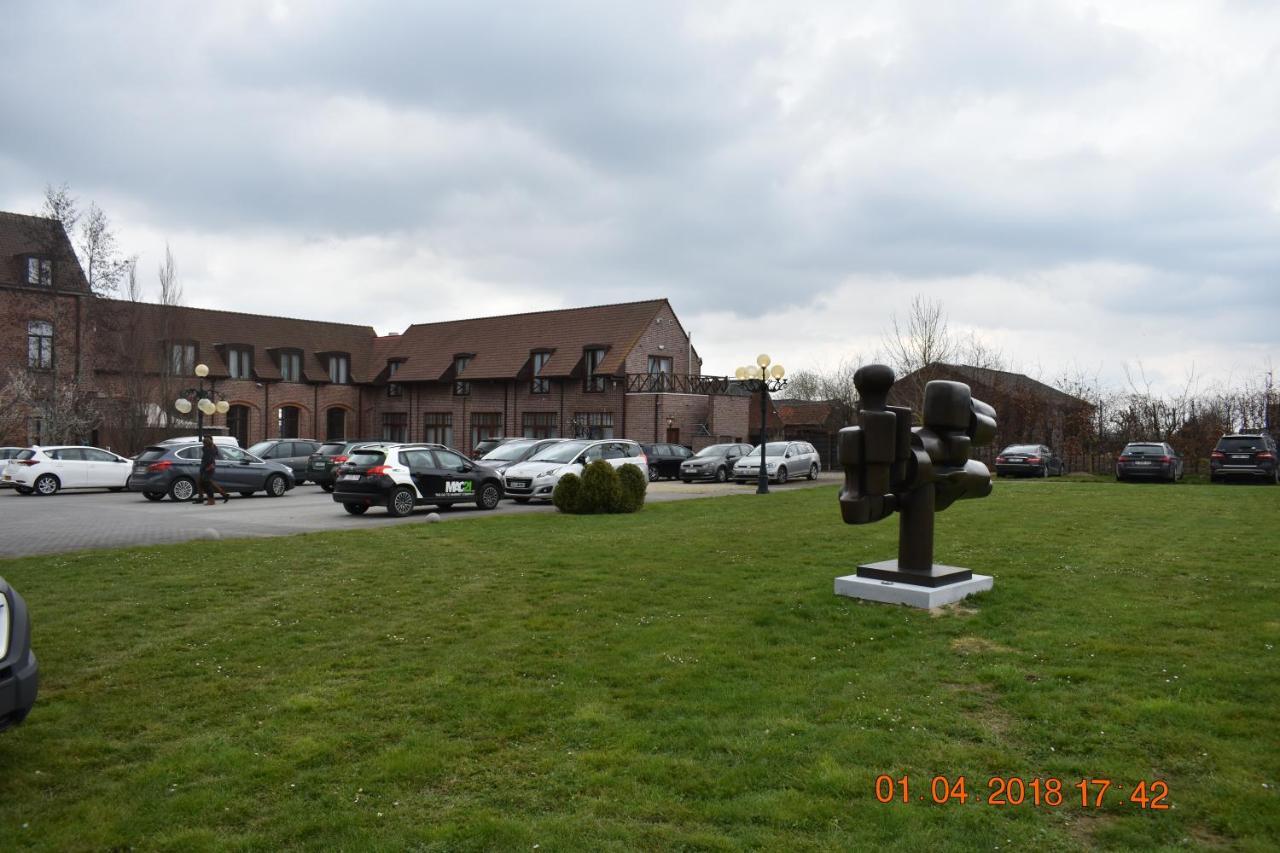 Hotel De Pupiter Kluisbergen ภายนอก รูปภาพ